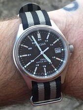 PULSAR VX42 QUARTZ MILITARY FIELD OFFICER STYLE WATCH - BLACK DIAL