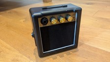 TS PG-3 Mini / Micro Battery Powered Portable Guitar Amp - Small Amplifier