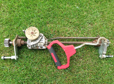 Qualcast XSZ48B-SD Gearbox Rear Axle For Petrol Lawn Mower 958903