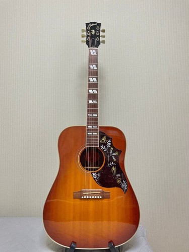 Gibson hummingbird acoustic - hummingbird,