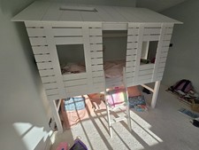 Noah and nani - nani, treehouse