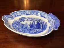 ANTIQUE DAVENPORT "CHINOISERIE RUINS" PERWEARE POURING DISH