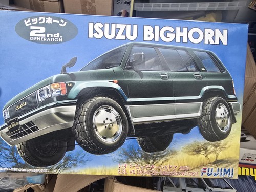 Fujimi isuzu bighorn - fujimi,