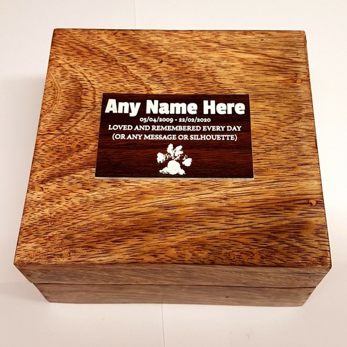 Pet urn with wood - with, style