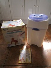 Tommee Tippee: Nappy Wrapper Bin, Sangenic, Twist & Seal Odour Control - Ex Con.