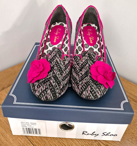 Ruby shoo lola - grey, pink