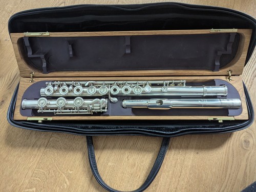 Powell signature flute - signature,