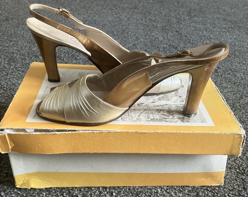Ladies size vintage renata - ladies, 5