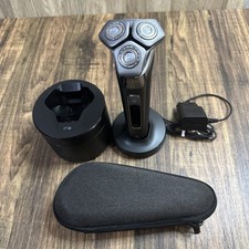 PHILIPS Shaver series 9000 Wet & Dry electric shaver with SkinIQ S9975/55