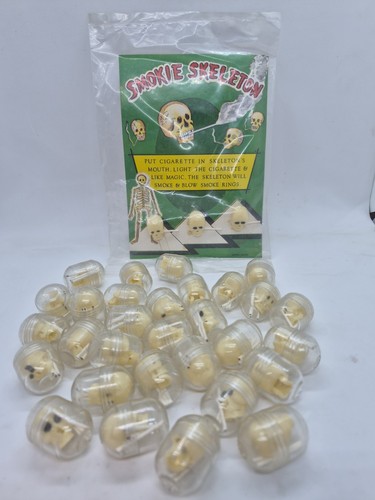 60s smoking skull vintage - smoking,