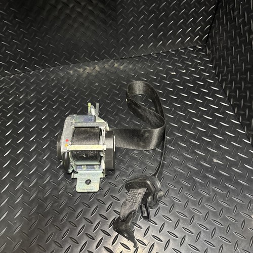 Mercedes seat belt rear - seat,