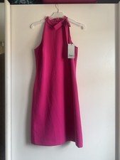 woman’s hot pink issa london