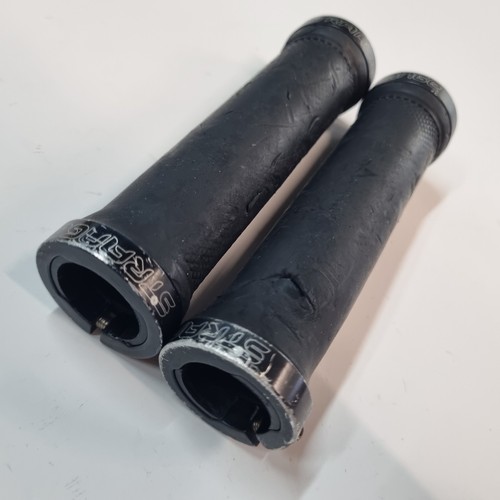 Orange strange handlebar grips - strange,