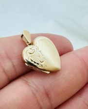 Vintage 9k 9ct Gold Heart Shaped Photo Locket Pendant 