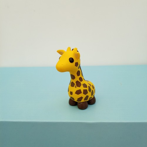 Adopt mystery pets - pets, giraffe