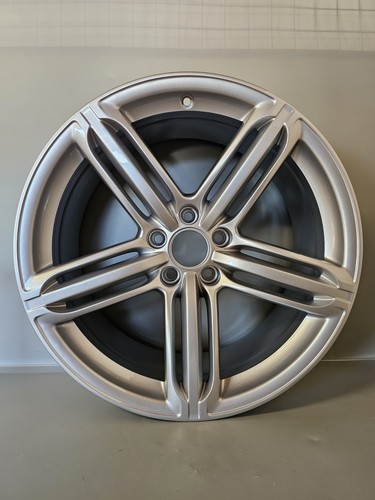 Audi alloy wheel 5 - 19",