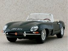 JAGUAR E-Type - 1961 - darkgreen - Bburago 1:18