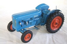 Britains 1:32 Scale Fordson Major Tractor
