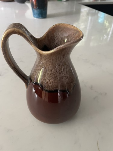 Kingston pottery hull jug - hull,