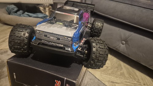 4wd brushless rc car - 1:12,