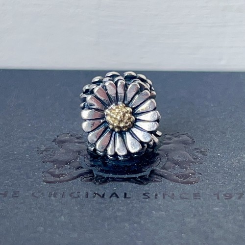 Authentic genuine trollbeads