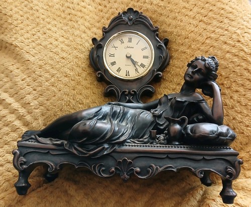 Juliana crosa bronzed resin - juliana,