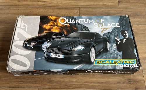 Scalextric digital 007 - 1:32,
