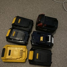6 x Dewalt 18V batteries that