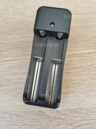 Gum stick battery charger - gum,