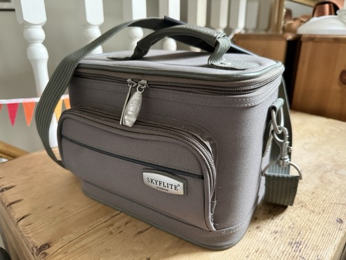 Skyflite vantage travel - vantage, case