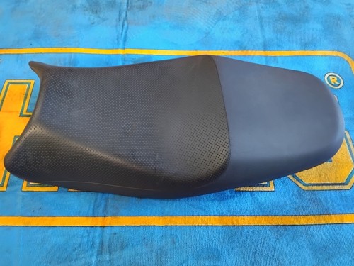 Suzuki bandit 1200 600 seat - suzuki,