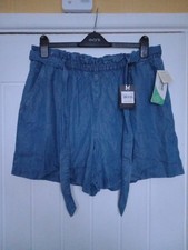 BNWT TU SHORTS SIZE 16