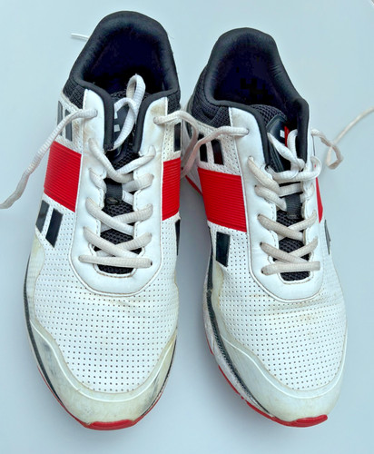 Size spiked gray nicolls - 8,