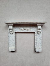 Dolls House 'Marble' Effect Fireplace Surround 1/12th Miniature