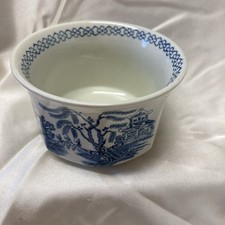 J&G MEAKIN WILLOW PATTERN SUGAR BOWL IRONSTONE SUGAR BASIN IN BLUE AND WHITE