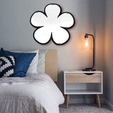 Daisy Shaped Mirrors with a