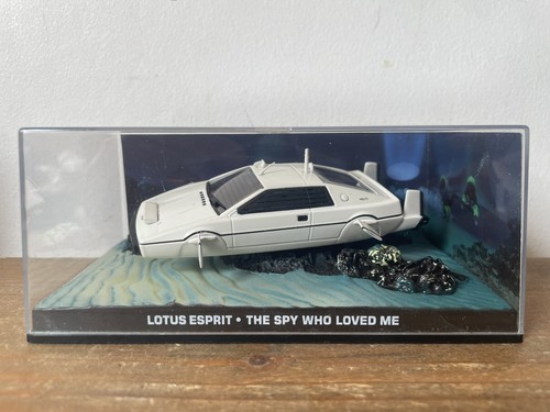 Lotus esprit 007 - esprit, bond