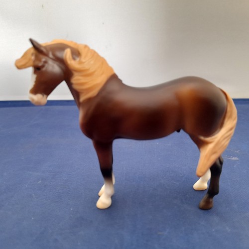 Breyer model horse stablemate - breyer,
