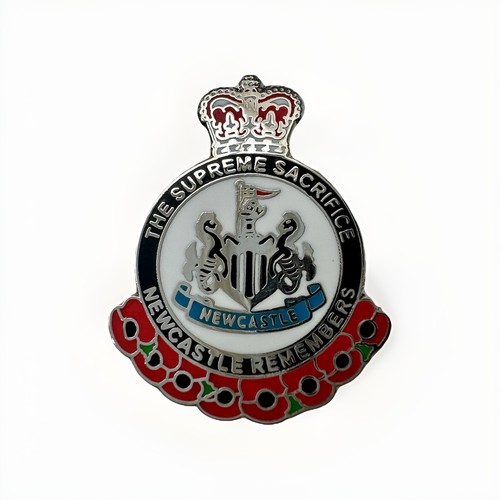 Newcastle united pin badge - newcastle,
