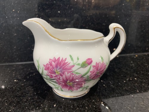 Vintage royal vale bone - royal,