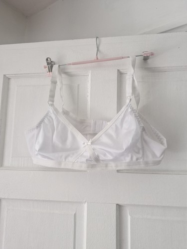 Shapely figures white bra - white,