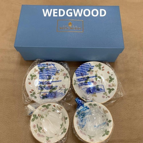 Wedgwood wild strawberry - wedgwood,