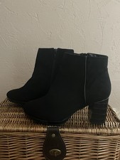 Evan’s extra wide zip up ankle boots ladies