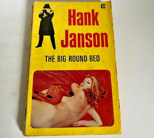 The big round bed - the,