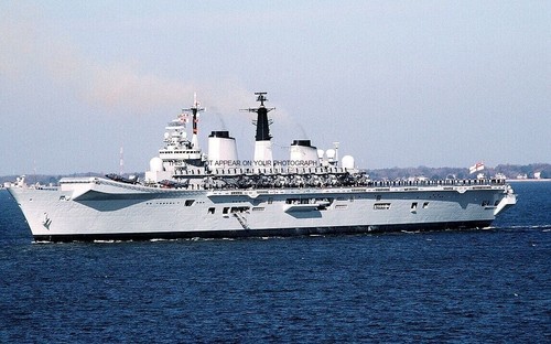 Royal navy aircraft carrier - royal,