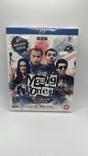 The Young Ones: The Complete Collection [Blu-ray]