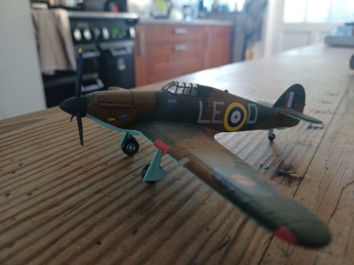 Corgi hurricane mk1 - corgi, 242