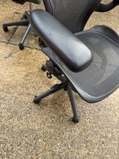 Herman Miller Aeron Chair - Size AGREAT USED CONDITION SIZE A