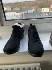 Hyper Soft Sneaker. Black