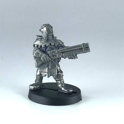 Cawdor with shotgun - with,